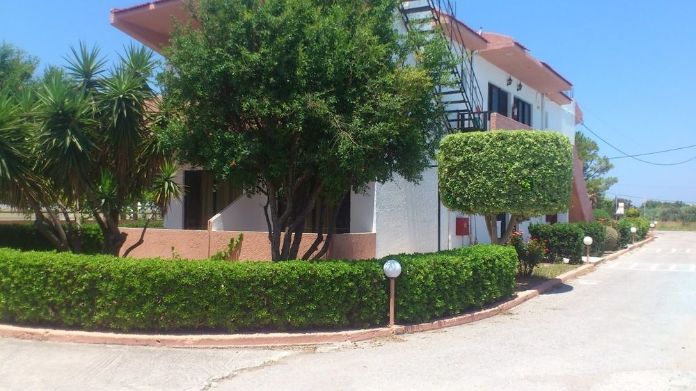 Kyriakos Studios Afantou Bagian luar foto